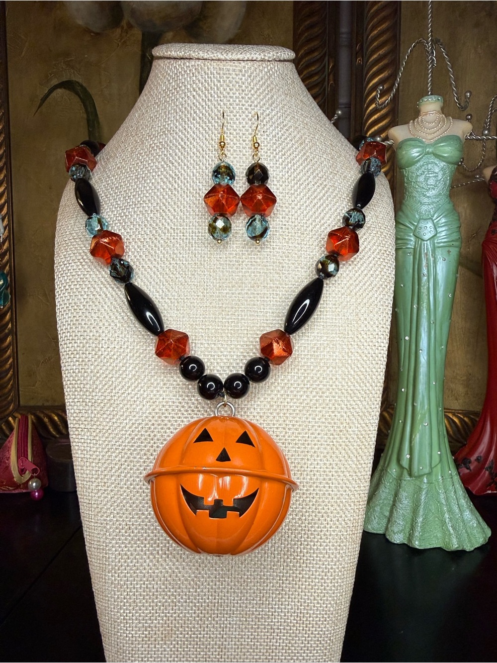 Handmade Multicolor Jack-o’-lantern Pendant Necklace and Earrings Set
